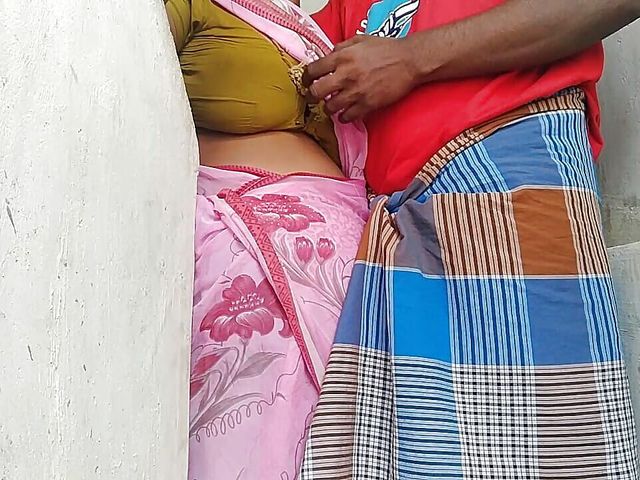 Indian Desi Tamil Aunty Doggy Style (Priyanka priya)