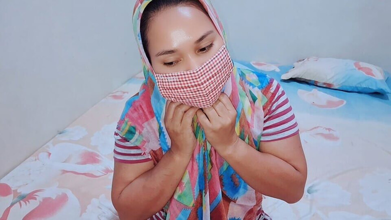 Pasutri indo: 남편의 이름은 비명을 지르고 비명을 질렀고, 그녀는 비명을 지르고 비명을 질렀다.