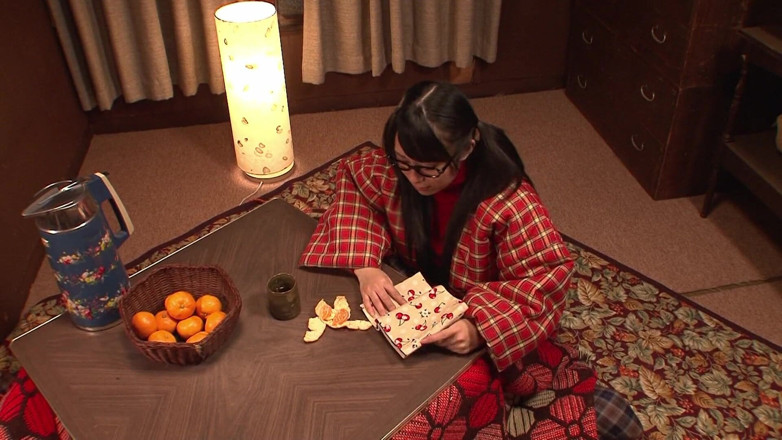 Solo Japanese: Hot solo scene with a teen Asian gal