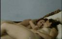 POV Orgasms: Threesome buatan sendiri amatir