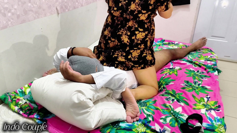 Indo Couple: Sex incitant indonezian pentru prima dată