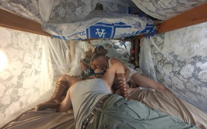 Elsalicious: Pussy Dijilat Sangat Lazat