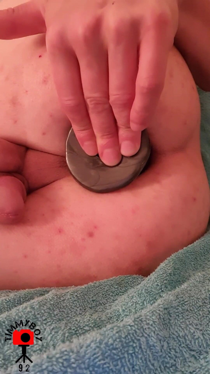 Timmyboy: Timmyboy92 lelaki pondan bermain dengan palam dubur besar