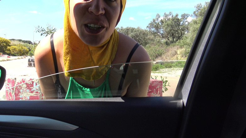 Souzan Halabi: 마르세유에서 거유 프랑스 창녀를 따먹는 영국 관광객