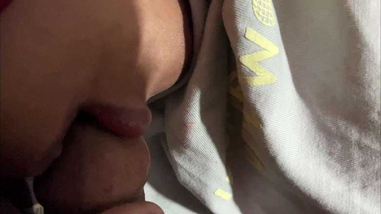 Amber Vicee: Мое красивое пухлое фигуристое тело подруга сделала мне потрясающий минет, пока она отдыхала с ясным хинди звуком