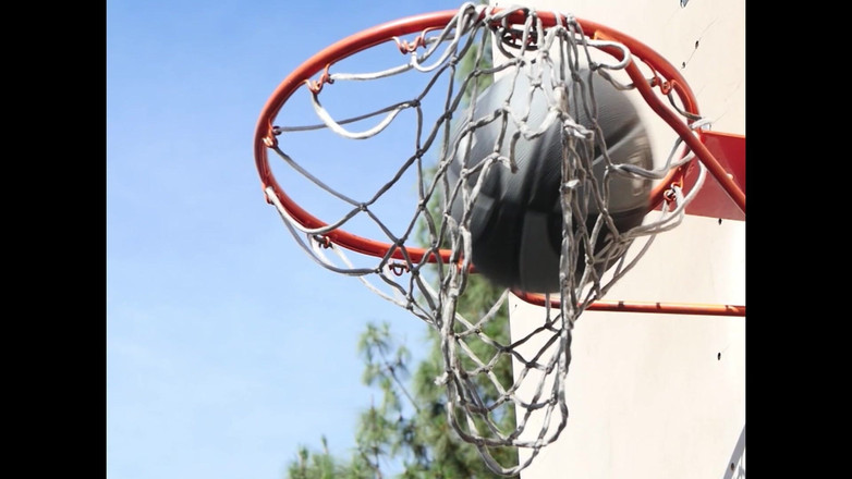 My girlfriend: Schwarze lesbische liebhaberin kann nicht widerstehen, weiße muschi zu probieren