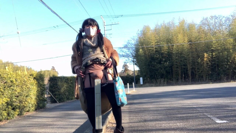 megu2002: 自学95号佩戴卫生巾和卫生棉条，暴露行走 第二部分