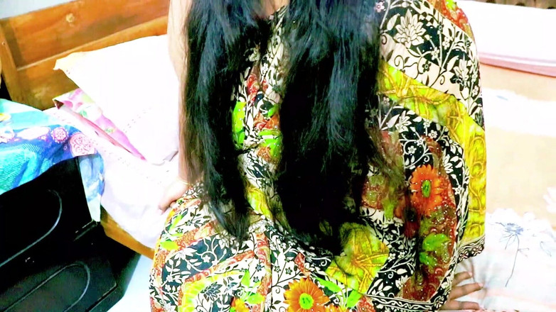 Morjenabb: Anh kế xinh đẹp Ấn Độ và chị kế ngoại tình làm tình,...