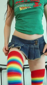 Crazy Teen with Colourful Stockings Wide Opens Her Legs on the Bed