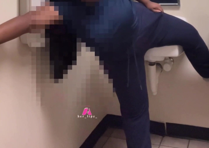 Anye Meshell: Ahhh... ghostface jest przy drzwiach!