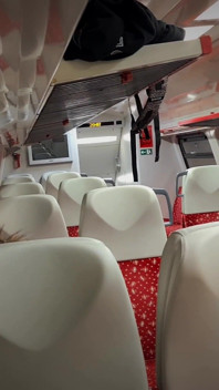 Saya Dikongkek Di Tempat Awam Buat Kali Pertama Oleh Orang Asing Di Kereta Api Yang Sedang Berpindah