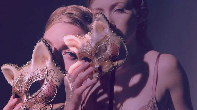 Black Label Magazine: La Feline