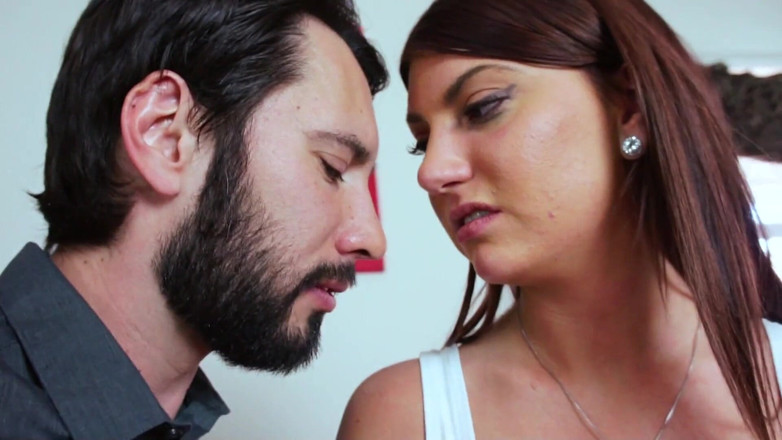 Dirty fantasy: Hot sex with stepdad in stepdaughter's room