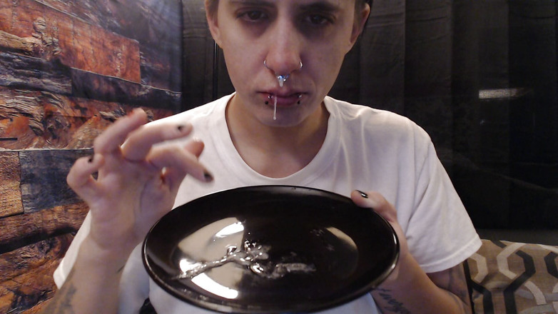 Abby Anna: Кремезна чуюча соплі вечеря подана