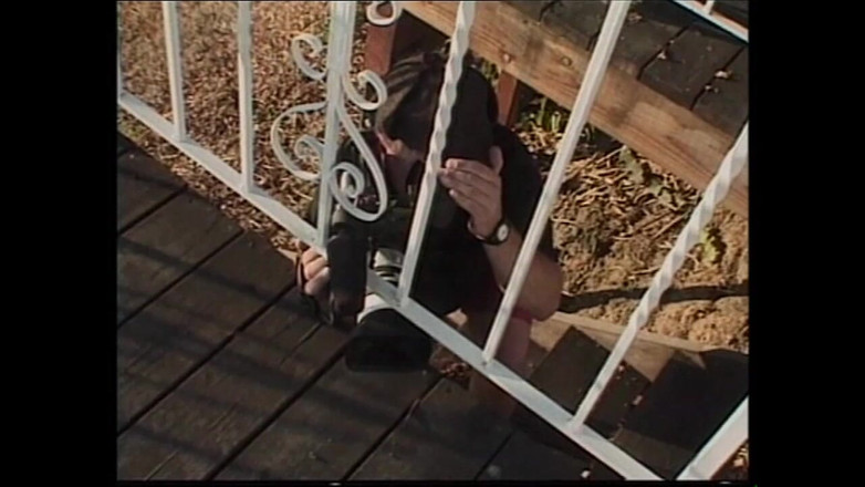 Muschi movie official: Zwei wirklich heiße szenen von lesbischen schlampen und großen schwänzen...