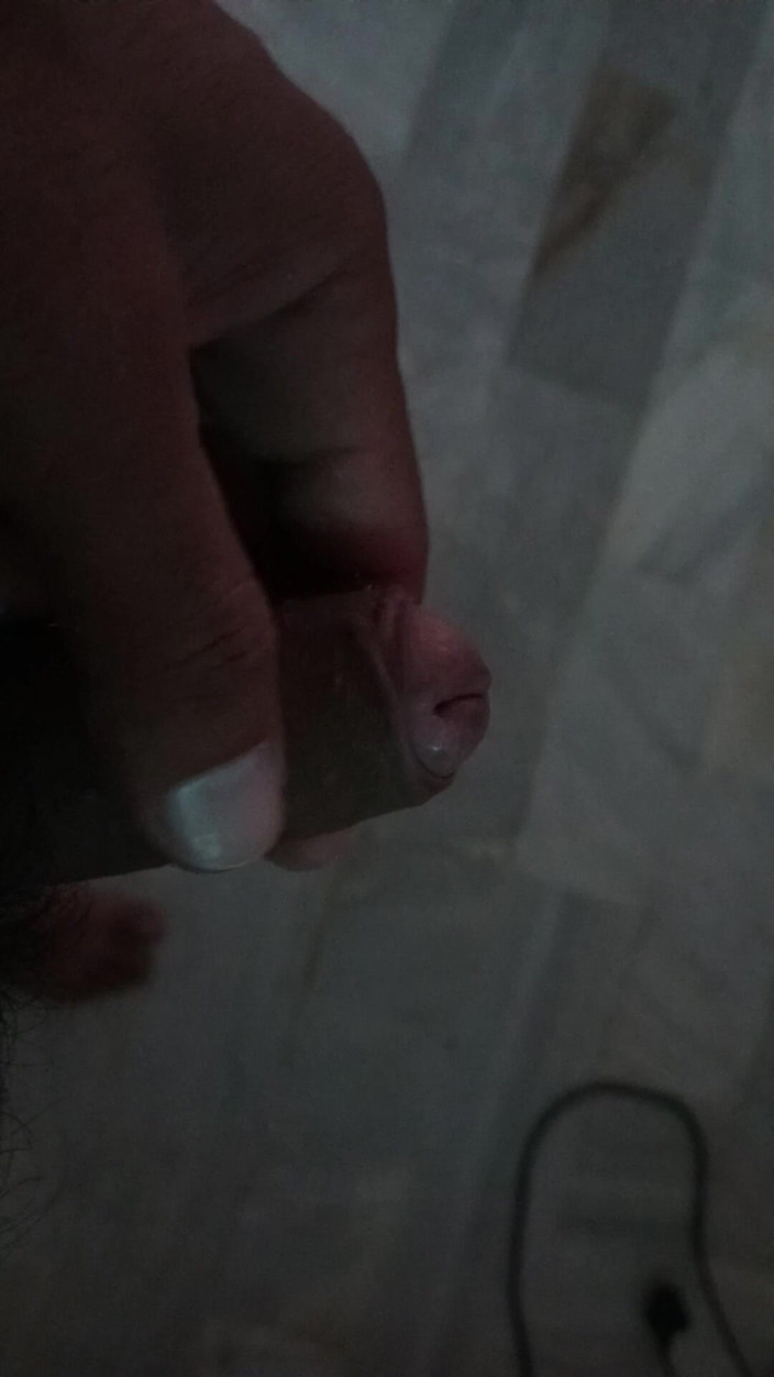 My big cockk: मेरे बड़े लंड वाली वेश्या सेक्स के लिए तैयार है