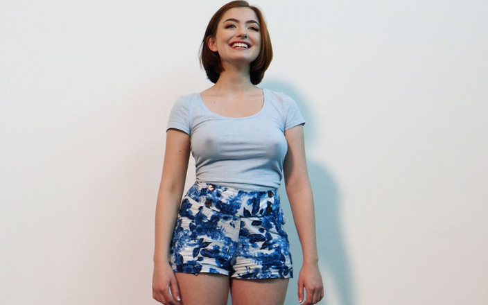 Net Video Girls: Девушка с идеальными сиськами трахает своего первого черного мужика и позволяет ему кончить внутрь.