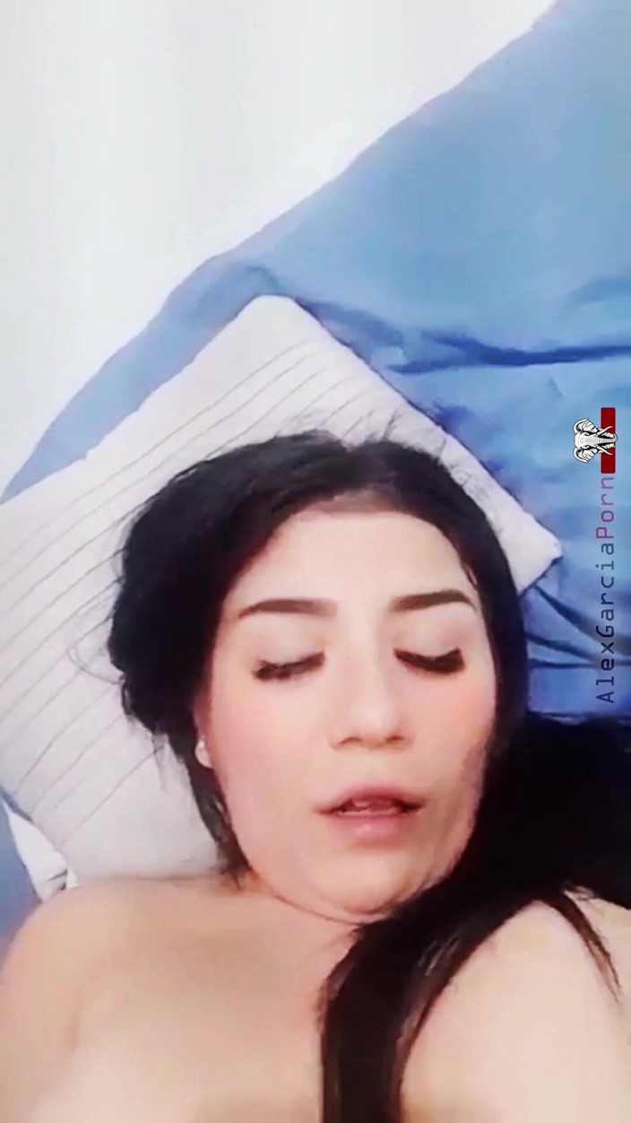 Alex Garcia Porn: Ccab Mexican Skinny Melancap Dengan Vibrator Sendirian Di Rumah