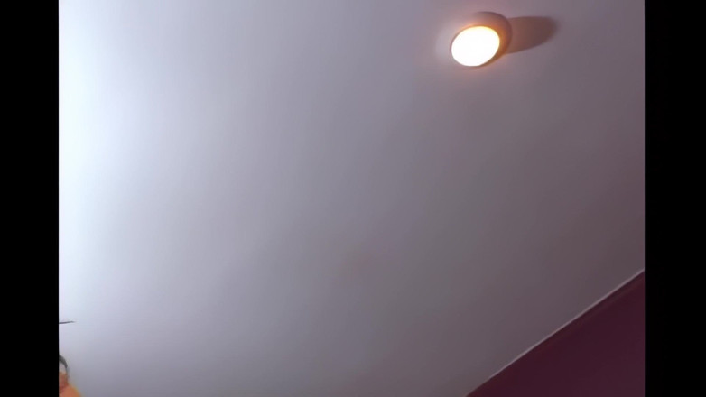 The Lesbians Megastore: Svůdné lesbické polibky vedou k prstění