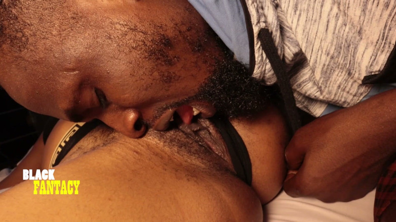 Black Fantacy: Kawan perempuan saya Sexy Hellen mahukan batang saya dalam pepeknya...