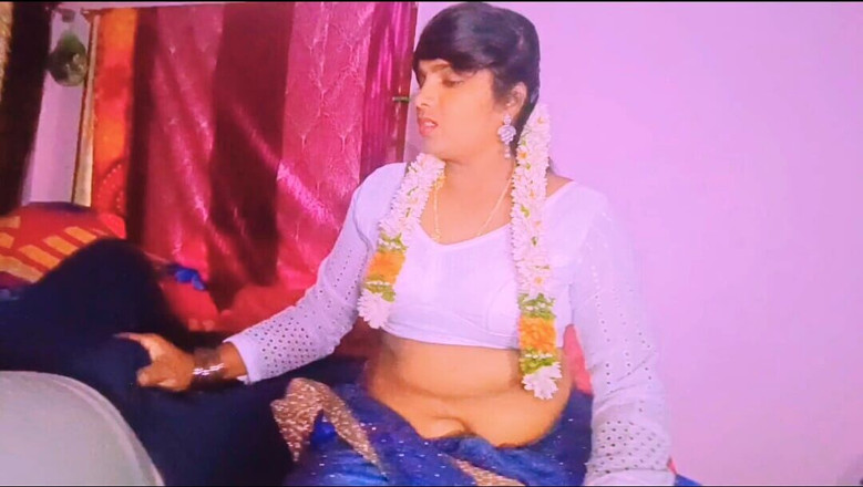 Telugu honey lips: The House Owner Aunty Had Sex with the Tenant Boy....