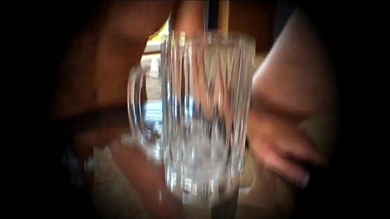 Wonderful Hot World X: Una principessa con il grande cazzo duro!! Nessuno lo succhia...