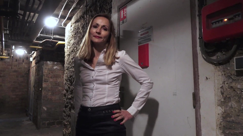 Rick Angel: Anale in una cantina sporca per la milf francese alice