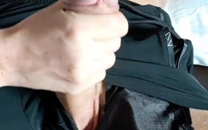 SkinnyWithAHugeDick: 그녀의 작은 손은 내가 부드러운에서 거대한 진짜 빨리 갈 수 있도록