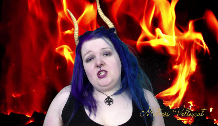 Mxtress Valleycat: Sell your soul to me