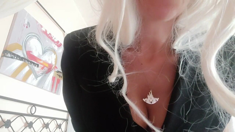 savannahamatoriale: Ibu tiri selalu elegan, namun ...