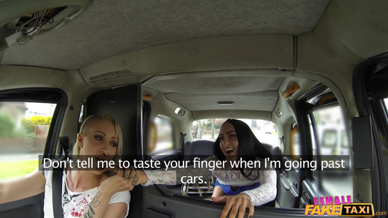 Female Fake Taxi: Kobieta fałszywa taksówka - najładniejsza dziewczyna, jakie znam, wskoczyła dziś do...