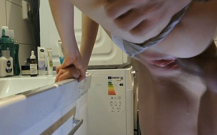 Master of porn: Aku ngentot memek ini sebelum dia berangkat kerja