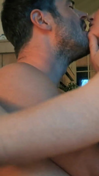 Sensual Kissing Is the Best Way to Connect & Make Her Wet