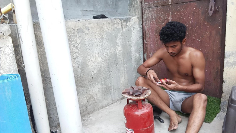 Curlyboy: Indian Boy Nude Masterbating Cum While Making His Meal on...