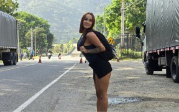 Abella olsen1: Teen Model Loses Car Keys and Pays a Stranger with...