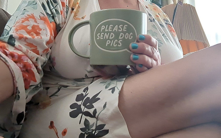 BustyBrendaxx: Ranní zábava a stříkání s mým nezbedným nevlastním synem