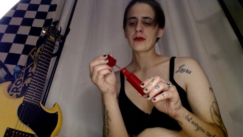 Abby Anna: Thick Red Lipstick Application