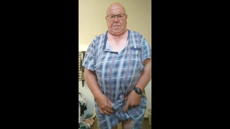 Karlchengeil: Compilation d’éjacs à poil