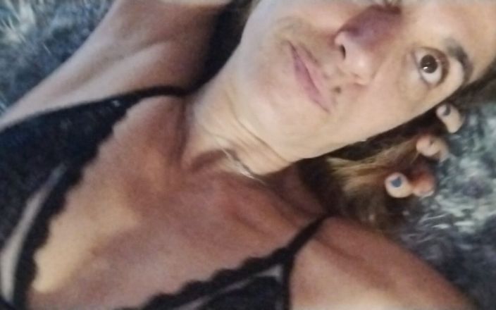 Venere Sex: Me hizo caliente jugando en la cama