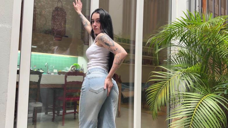 Chavitaxxx: My Boyfriend Asked Me for an Outdoor Video
