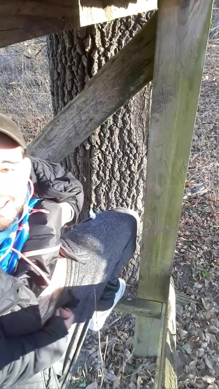 jerkofflover: Persiguiéndome En La Naturaleza En Invierno