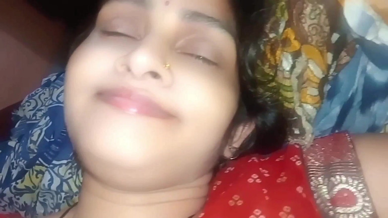 Janvibhabhii: Echte stiefschwester und stiefbruster machen um mitternacht sex-beziehung hinter ihren...