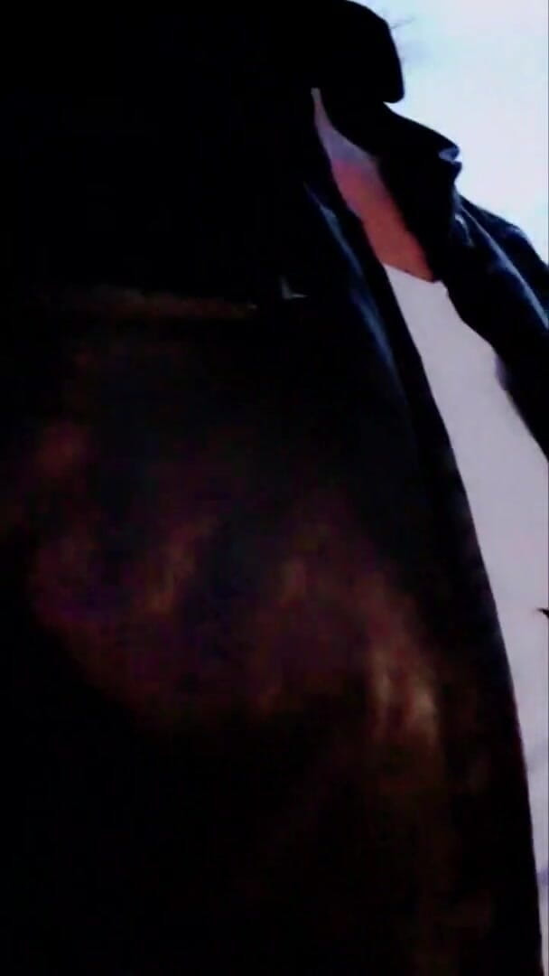 Slutboyben: Schlampenboyben Cam4 spucken vor dem tom