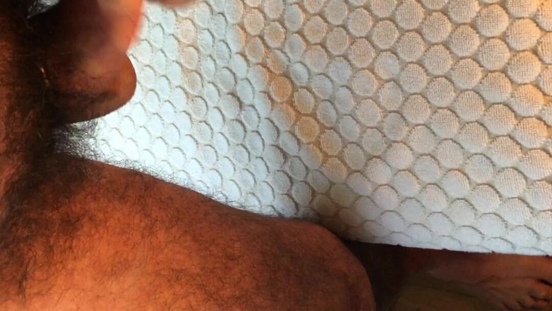 OhTrevor: Senin deliklerin üvey babamın direği