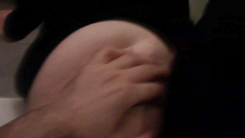 Femdom Austria: 여신 글로리아의 후장 페티쉬 세션