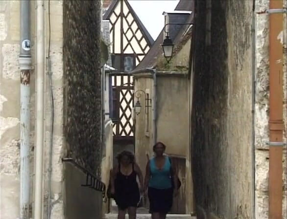 European Classics: Older whore in a blowbang on the stairs