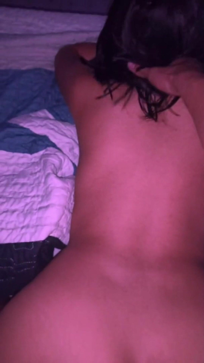 DasheLKI: Me Folla Bien Duro Mi Compañero De Cuarto