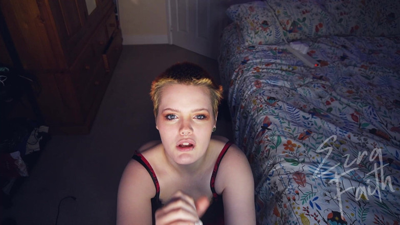 Ezra faith: Beta testování děvky trénované Ai - Poslouchej mě - Ezra Faith Buzzcut...