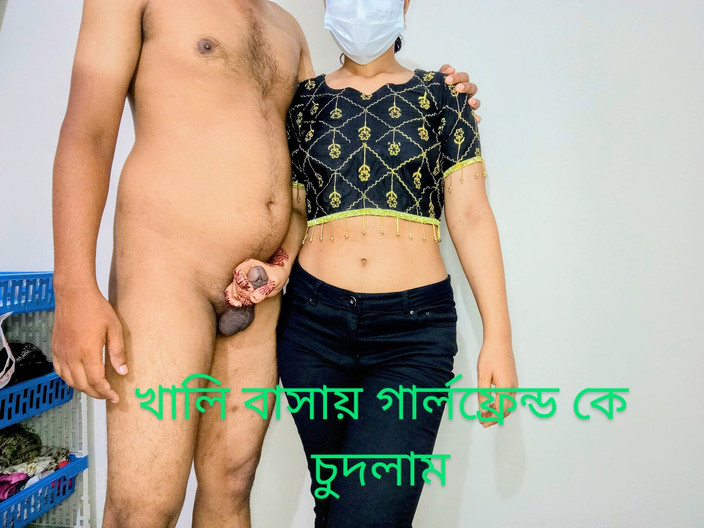 Riya_Moni077: Iubita mea era singură acasă și m-a sunat și apoi am futut-o.