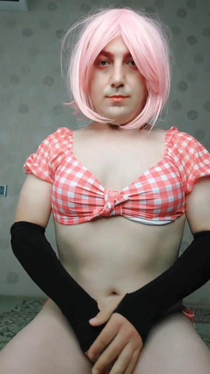 Kitty_Cross: Femboy in Bikini Looks Slutty Pretty Attractive